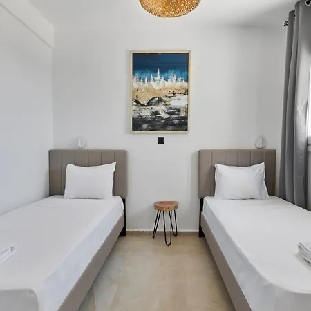 Kipos & Mykonos Town
